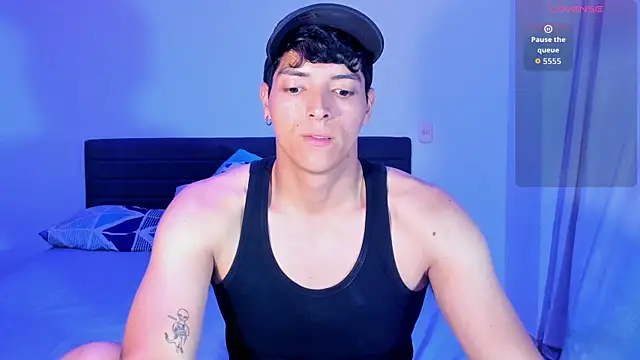  JacobMiller   online show from May 8, 10:02 pm