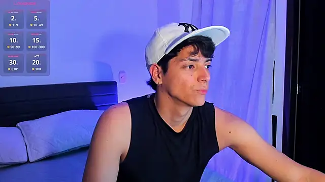 Snapshot of _JacobMiller__ chatting on November 12, 9:40 pm JacobMiller online show from November 12, 9:40 pm