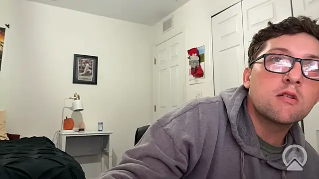 Milflover96 online show from May 17, 2:44 am
