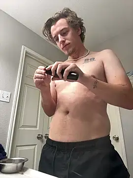 theycallmes3x online show from February 11, 3:18 pm