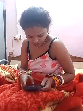 Snapshot of Hot_couple493 chatting on February 25, 8:32 pm Hot couple493 online show from February 25, 8:32 pm