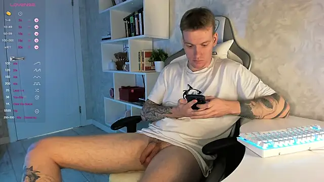 jaffersonlouis online show from March 11, 6:08 pm