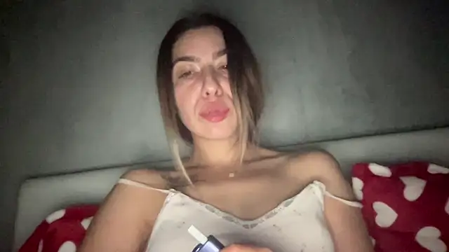 Snapshot of sarrah_rossy chatting on November 22, 10:41 pm sarrah rossy online show from November 22, 10:41 pm