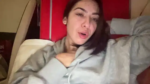 Snapshot of sarrah_rossy chatting on March 4, 1:55 am sarrah rossy online show from March 4, 1:55 am