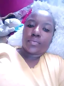Coco Nile online show from March 12, 9:55 am