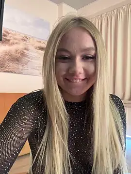 Snapshot of _Loneve__ chatting on February 20, 2:29 am  Loneve   online show from February 20, 2:29 am