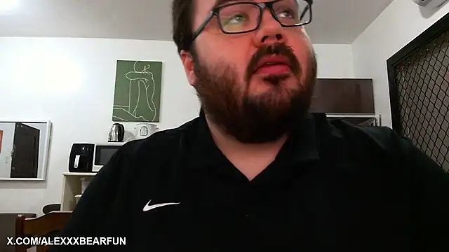 alexxxbear online show from February 26, 1:22 pm
