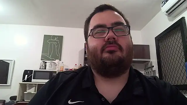 alexxxbear online show from February 10, 6:24 pm