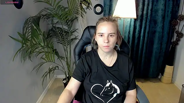 Lika 0ne online show from October 16, 12:24 pm