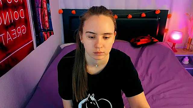 Lika 0ne online show from November 12, 11:58 am