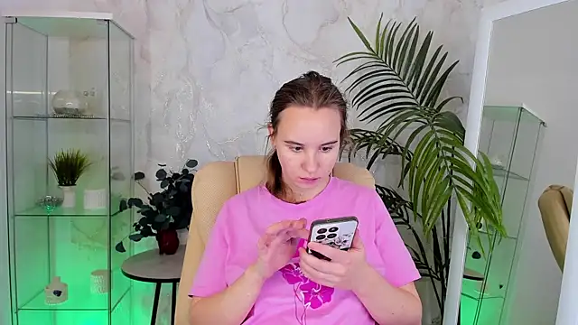 Lika 0ne online show from January 6, 12:09 pm