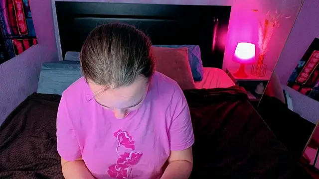 Lika 0ne online show from January 14, 5:33 am