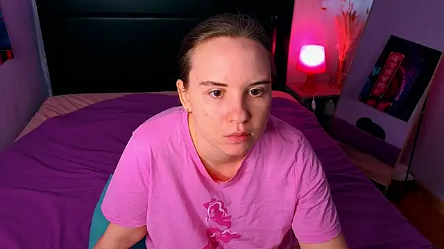 Lika 0ne online show from April 15, 12:21 pm