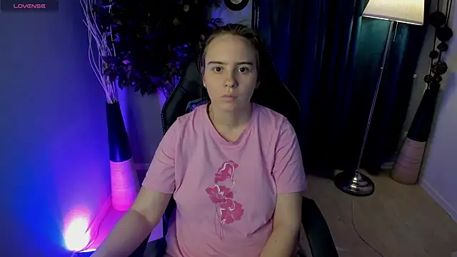 Lika 0ne online show from March 15, 12:12 pm