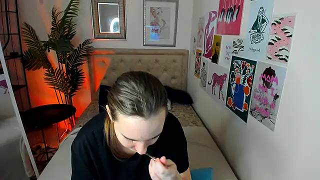 Lika 0ne online show from February 21, 12:07 pm