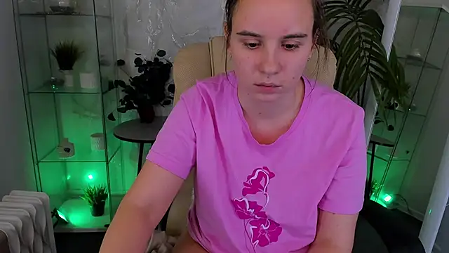 Lika 0ne online show from January 5, 5:27 pm