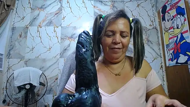 alina maturehot online show from April 20, 8:17 am