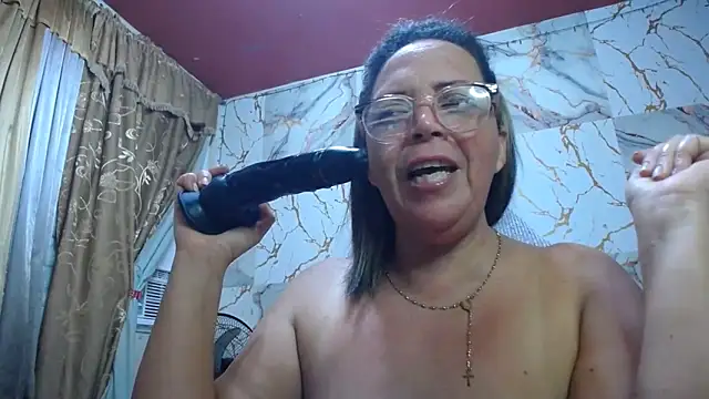 alina maturehot online show from April 2, 12:18 am