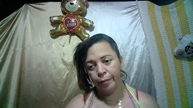 Snapshot of alina_maturehot chatting on March 20, 6:20 pm alina maturehot online show from March 20, 6:20 pm