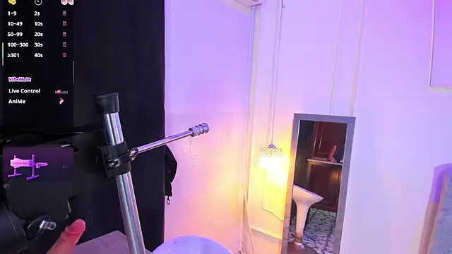 lanna brunette online show from April 5, 1:07 pm