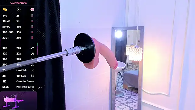 lanna brunette online show from March 31, 1:02 pm