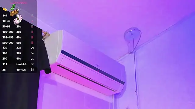 Snapshot of lanna_brunette chatting on December 19, 1:13 pm lanna brunette online show from December 19, 1:13 pm