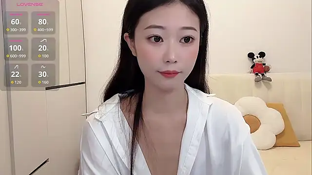 Snapshot of yunyun121 chatting on September 28, 2:57 pm yunyun121 online show from September 28, 2:57 pm