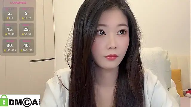 Snapshot of yunyun121 chatting on December 16, 3:05 pm yunyun121 online show from December 16, 3:05 pm