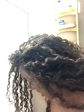 Anitta bell online show from December 18, 8:01 pm