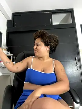 Snapshot of Anitta_bell chatting on October 1, 12:06 am Anitta bell online show from October 1, 12:06 am