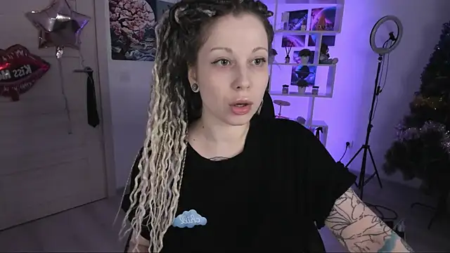 HoneySallyMoore online show from November 16, 5:39 pm