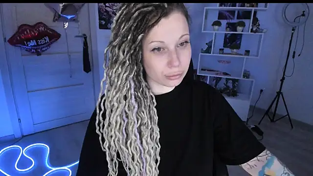 HoneySallyMoore online show from February 5, 11:22 pm