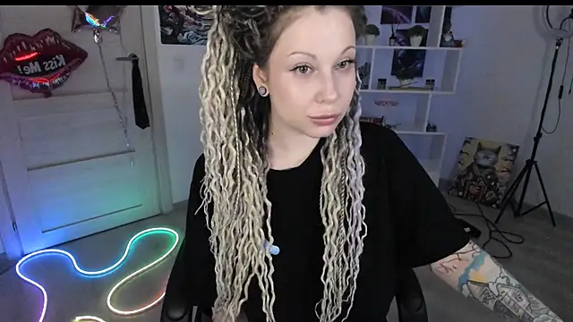 HoneySallyMoore online show from March 12, 3:38 pm