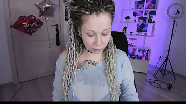 HoneySallyMoore online show from October 9, 5:46 pm