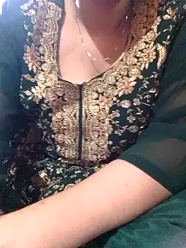 Snapshot of sima12 chatting on February 12, 10:03 am sima12 online show from February 12, 10:03 am