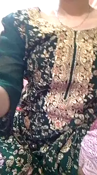 Snapshot of sima12 chatting on February 13, 3:39 am sima12 online show from February 13, 3:39 am