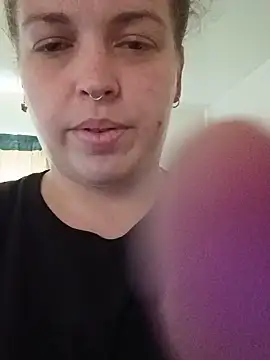 favoritestepsis online show from June 11, 8:39 pm
