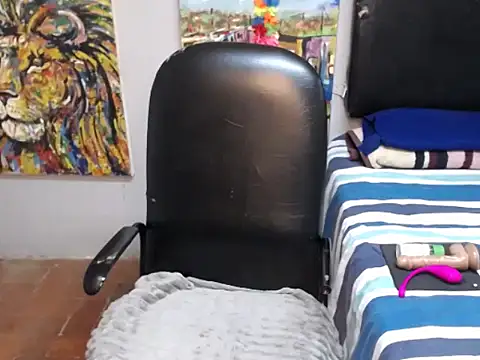 AfricanChinese online show from November 6, 9:13 am