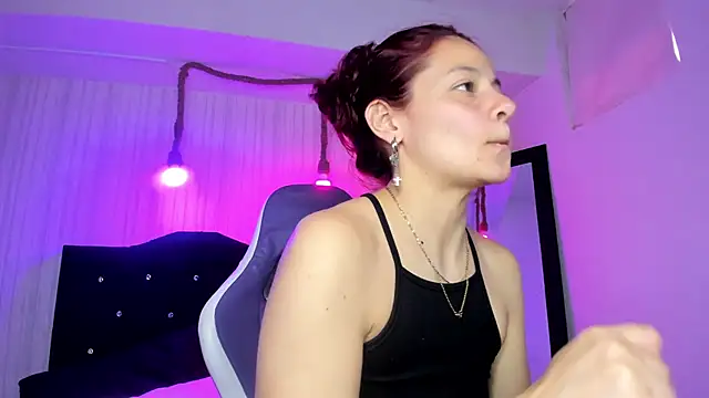 Snapshot of nicky_angel1 chatting on November 3, 7:50 pm nicky angel1 online show from November 3, 7:50 pm