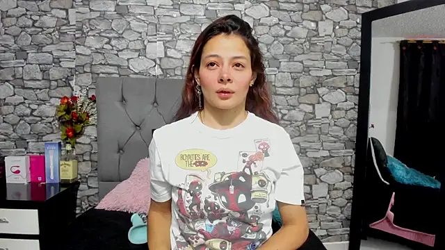 nicky angel1 online show from October 3, 11:34 am