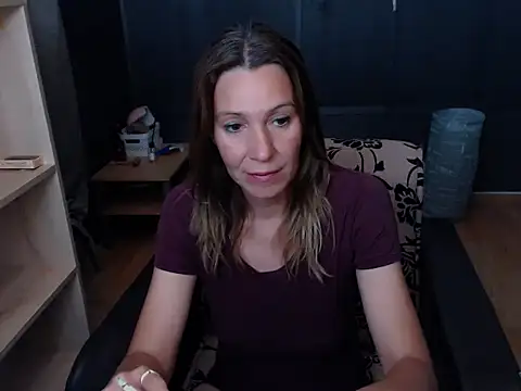Snapshot of hannaha chatting on June 18, 7:19 pm hannaha online show from June 18, 7:19 pm