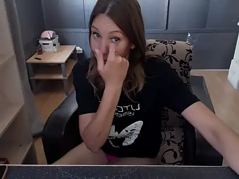 hannaha online show from May 29, 11:05 am