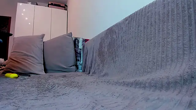 your Goddess Eva online show from April 16, 9:39 pm