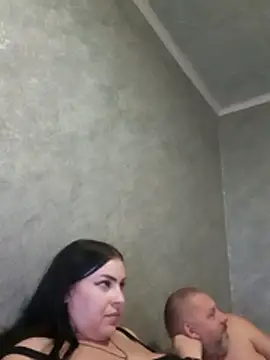 Greta Tamar online show from December 3, 6:51 pm