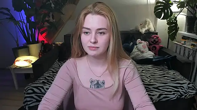 Alexa Pirs online show from March 17, 4:21 pm