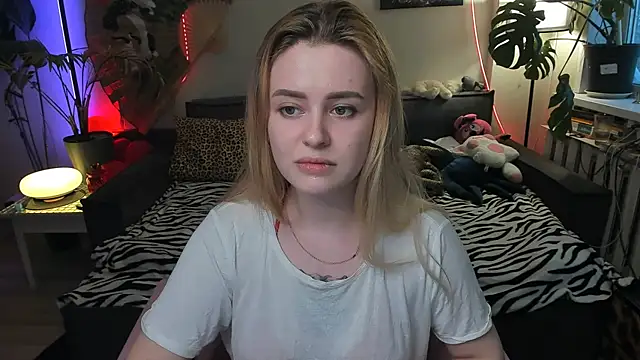 Alexa Pirs online show from February 28, 2:50 pm