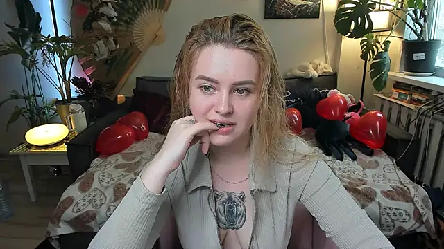 Alexa Pirs online show from February 7, 11:29 am