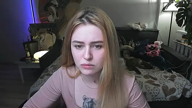 Snapshot of Alexa_Pirs chatting on April 29, 5:30 pm Alexa Pirs online show from April 29, 5:30 pm