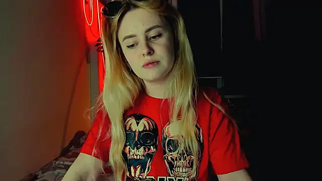 Alexa Pirs online show from March 13, 11:38 pm