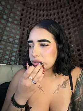 Snapshot of Scarlett-LS chatting on October 30, 4:22 am Scarlett-LS online show from October 30, 4:22 am